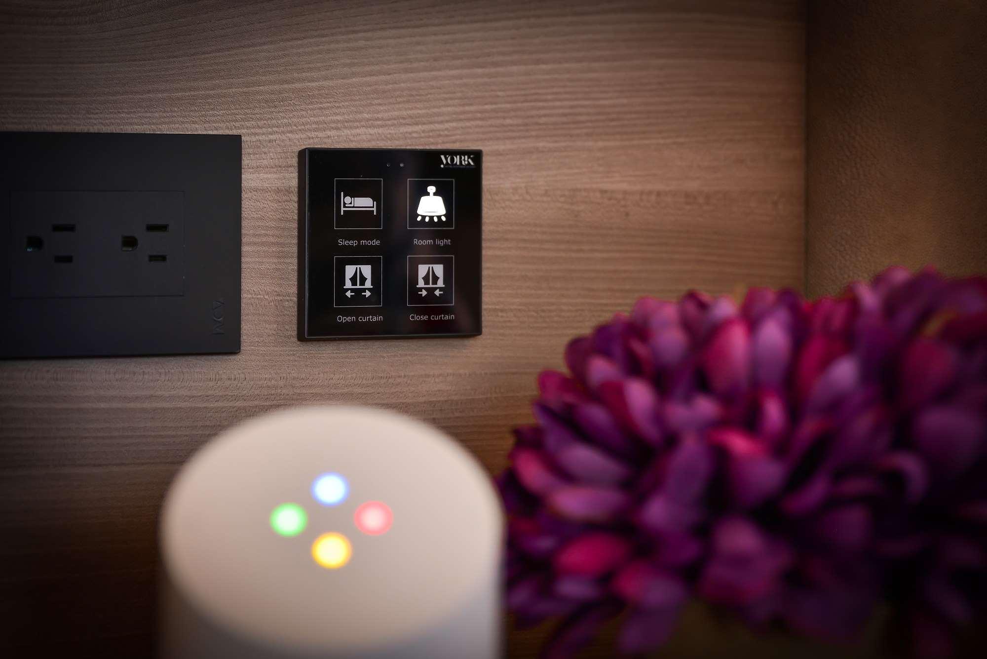 Hotel York Luxury Suites Medellin By Preferred المظهر الخارجي الصورة Smart home automation